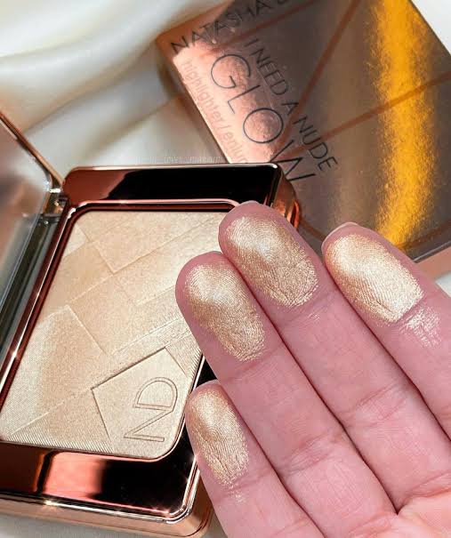 NATASHA DENONA I NEED A NUDE GLOW HIGHLIGHTER PALATE